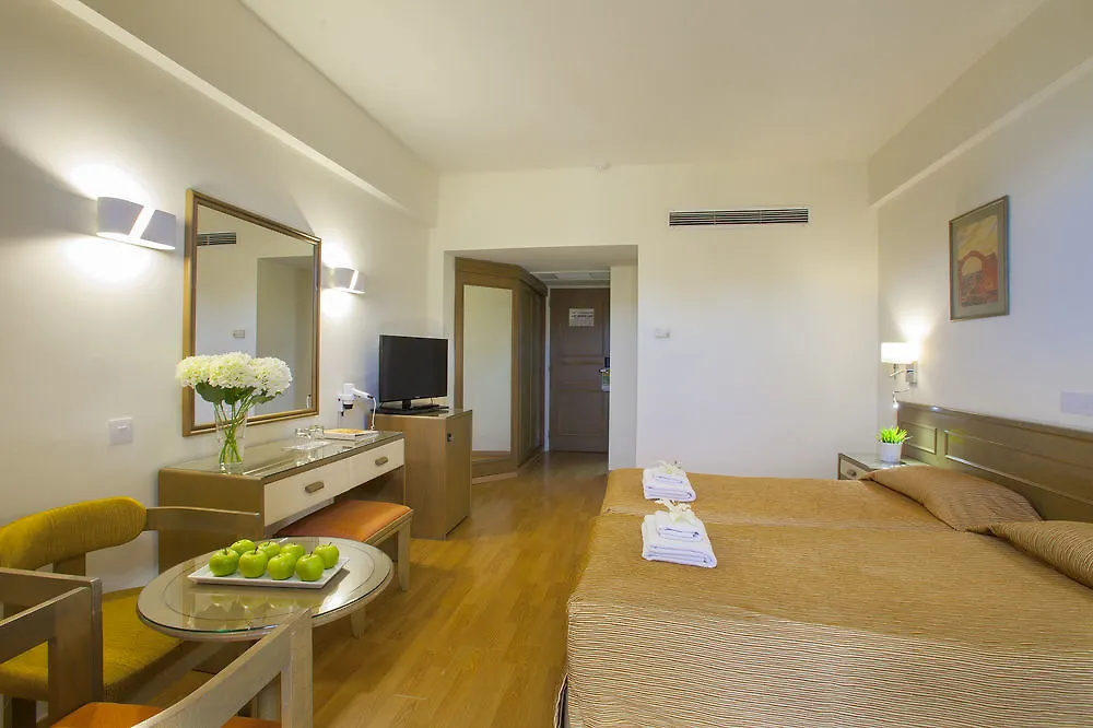 Lordos Beach Hotel & Spa Voroklini